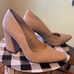Kaari blue Patricia heel in blush snake
